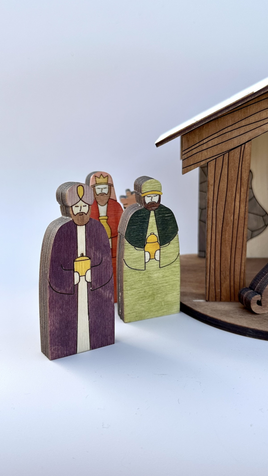 РОЖДЕСТВЕНСКИЙ ВЕРТЕП. История Рождества Христова, рассказанная в фигурках из дерева /